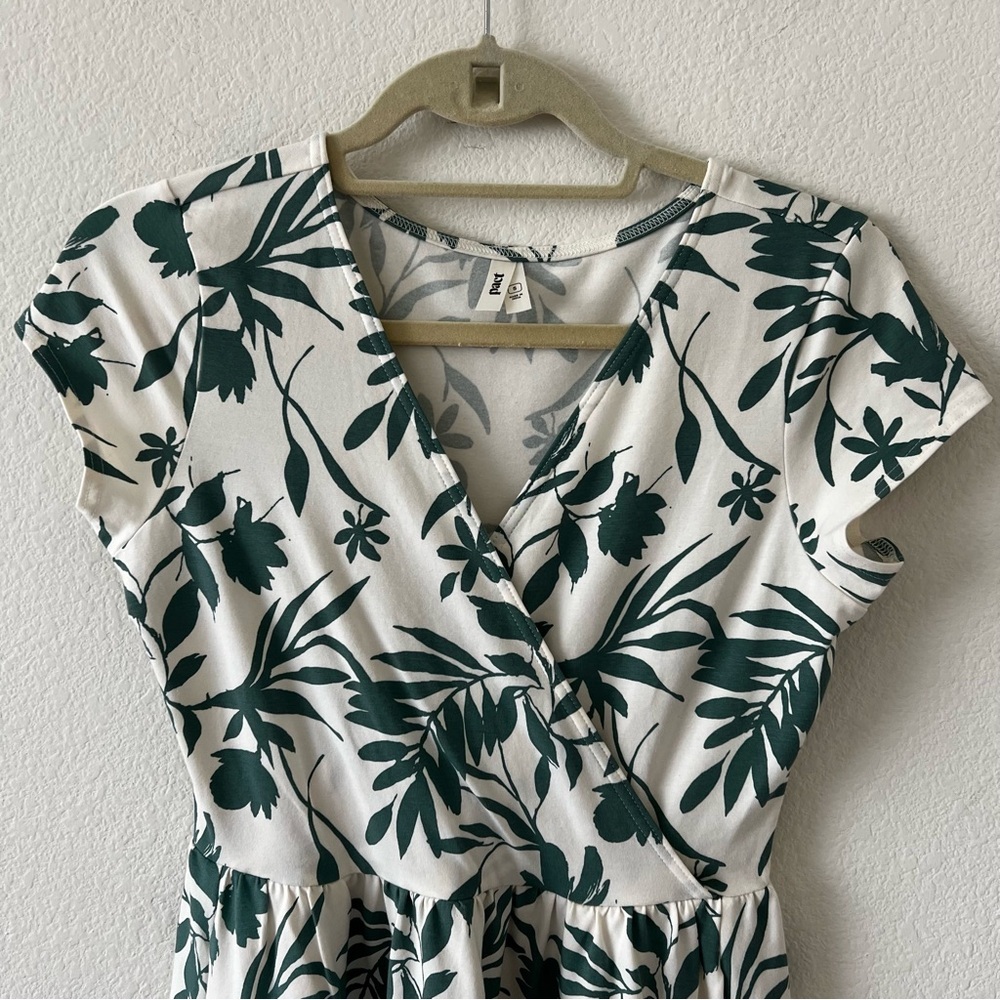 Pact NWOT Organic Cotton Fit & Flare Crossover Tropical Palm Summer Dress Small - Picture 6 of 16